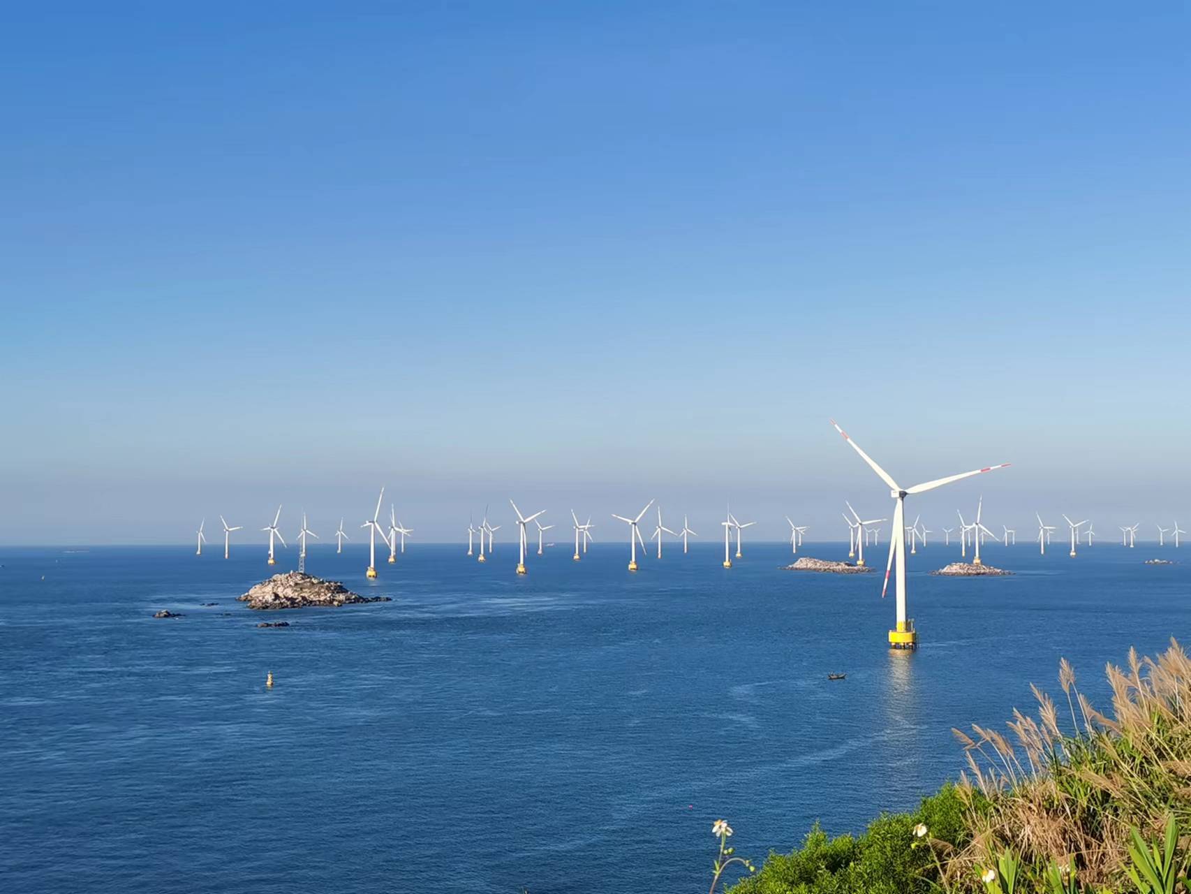 成功中標“華潤電力連江外海70萬千瓦海上風(fēng)電場項目海域使用論證與環(huán)境影響評價、海洋水文觀測及海纜桌面路由技術(shù)服務(wù)”.jpg